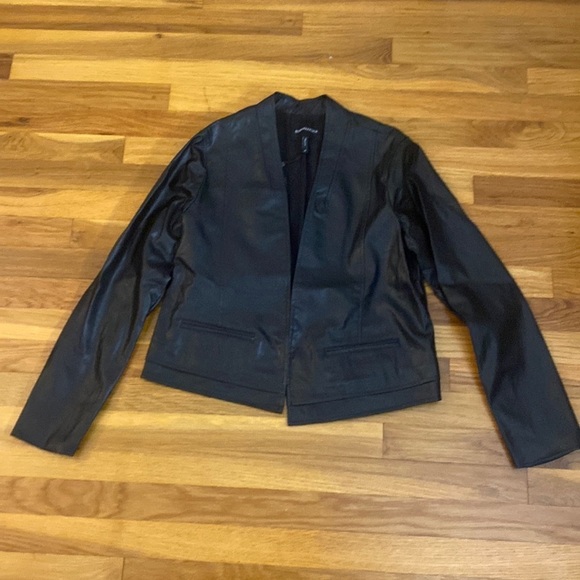 NWT BCBGMaxAzria Women’s Black Leather Jacket Size M - Picture 1 of 10